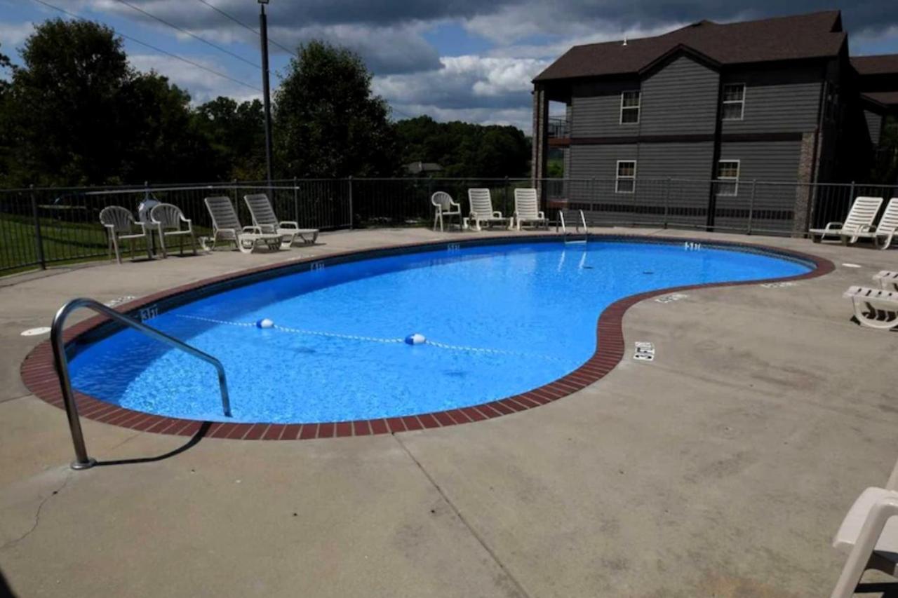 Stonebridge Hideaway Apartment Branson West Exterior photo